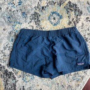 Patagonia Women's Barely Baggies 2.5” small